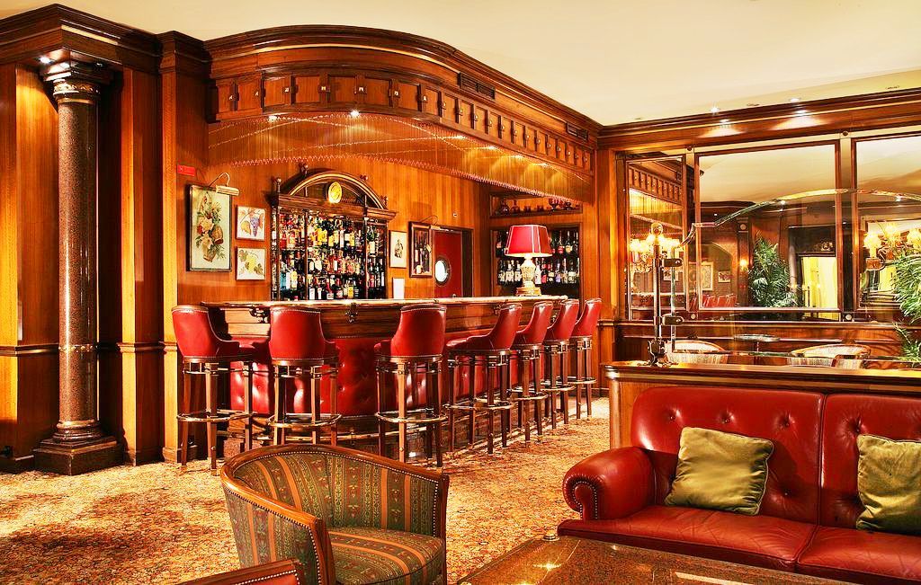 Hotel Avenida Palace Lisboa Εξωτερικό φωτογραφία The bar at the St. Regis
