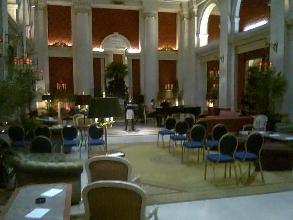 Hotel Avenida Palace Lisboa Εξωτερικό φωτογραφία The interior of the hotel